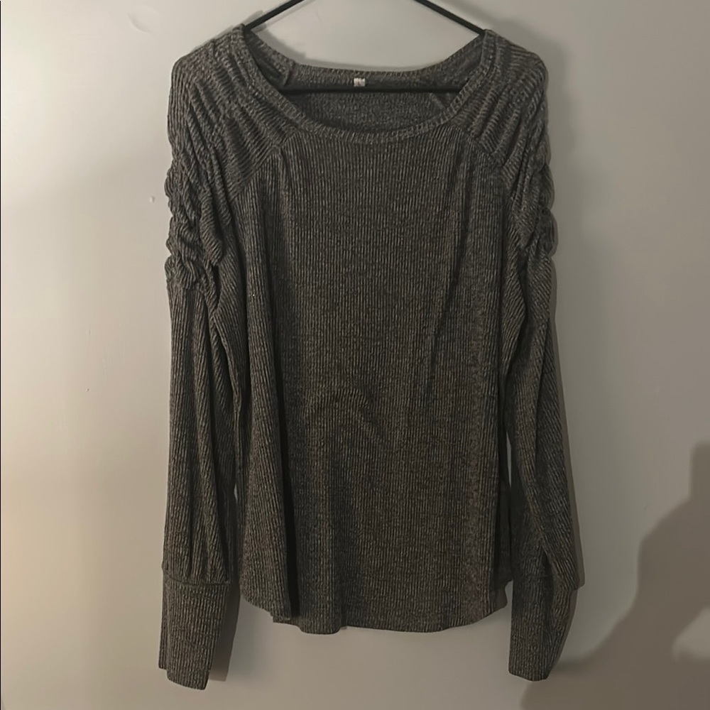 Women's Gray Ribbed Top